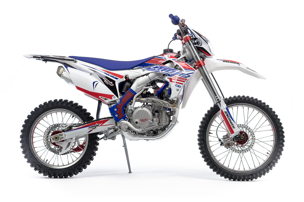 Кроссовый мотоцикл BSE M2 250e 21\18 3 Classic tricolor. арт. B0M225050HBA1